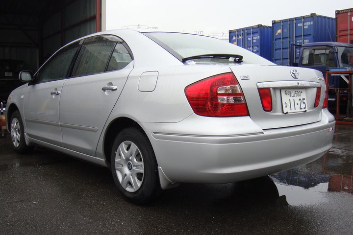 Used toyota premio from japan 2005